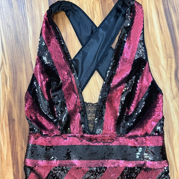 Milly Black and Maroon Striped Sequin Mini Dress - Picture 2 of 11